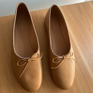 Mansur Gavriel ballet flats sz 40, NWOT
